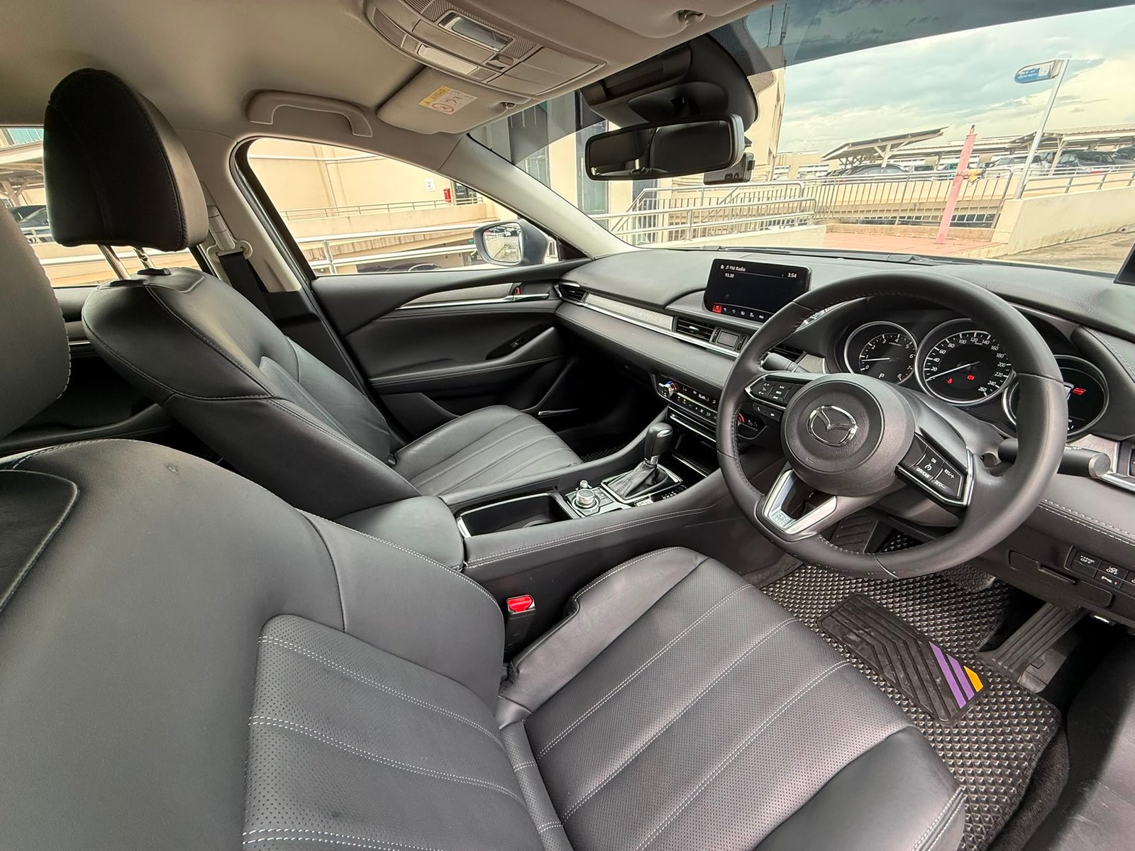 Mazda 6 2.0 Executive photo 7
